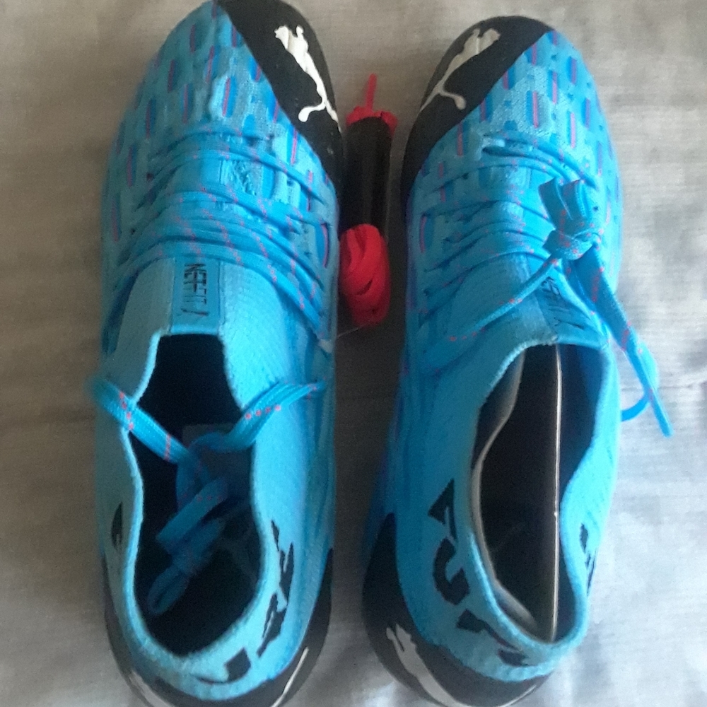 Puma cleats